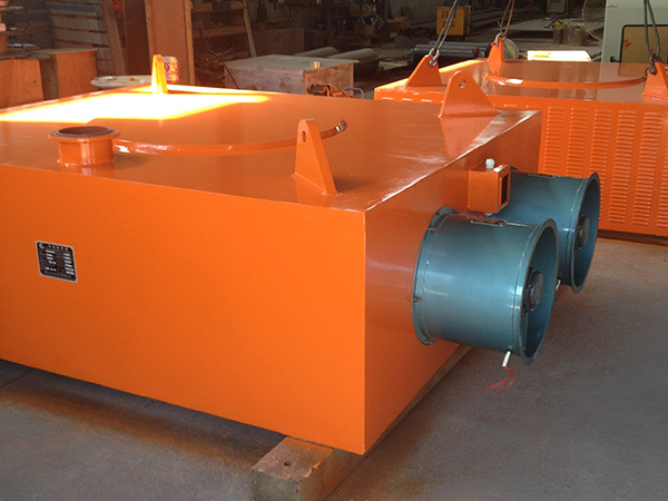 RCDA悬挂式人工卸铁型超强型风冷电磁除铁器系列（连续工作制100%）